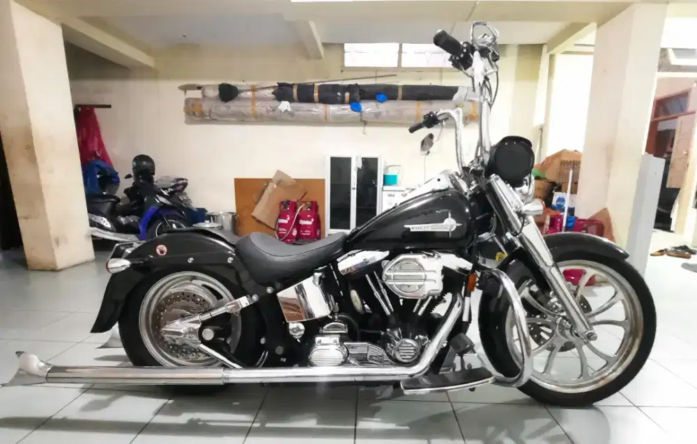 harga harley softail