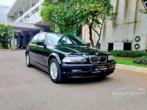 2001 BMW 318i E46 Hitam Low Km Cash , tersedia melalui melalui situs Mobil123
