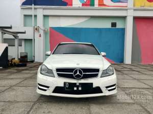 2011 Mercedes-Benz C250 AMG1,8 CGI Sedan , tersedia melalui melalui situs Mobil123