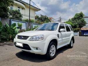 2012 Ford Escape 2.3 Limited 4x2 SUV TDP 19 jt , tersedia melalui melalui situs Mobil123