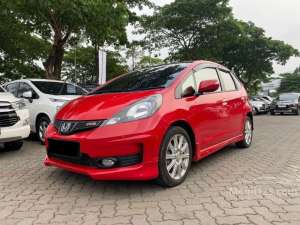 Jual bekas 2013 Honda Jazz 1.5 RS Hatchback TERMURAH TERAWAT,lokasi di Tangerang