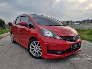 Jual bekas 2013 Honda Jazz 1,5 RS Hatchback AT Kondisi Siap Pakai CashCredit,lokasi di Bandung