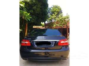2013 Mercedes-Benz E300 3.0 Avantgarde AMG Sedan Tangan 1 Murah 335jt , tersedia melalui melalui situs Mobil123