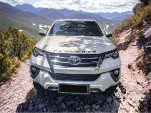 2016 Toyota Fortuner 2.4 VRZ SUV , tersedia melalui melalui situs Mobil123