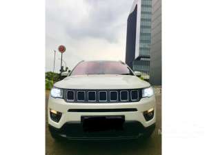 2018 Jeep Compass 1.4 SUV Turbo Jual Cepat 295jt bisa Trade in Kredit pemakaian 2019 , tersedia melalui melalui situs Mobil123