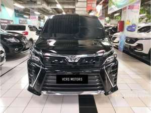 Jual bekas 2018 Toyota Voxy 2.0 Wagon SUPER ISTIMEWA,lokasi di Surabaya