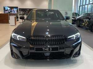 2023 BMW 330i 2,0 M Sport Pro Sedan , tersedia melalui melalui situs Mobil123