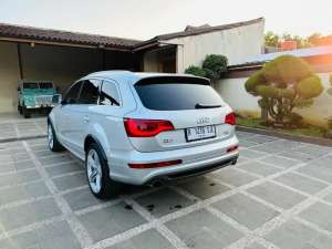 Audi Q7 Drpd X5 GLE , tersedia melalui melalui situs Olx