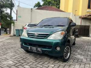 Jual bekas Avanza E 2005 Hijau Mulus,lokasi di Jakarta Timur