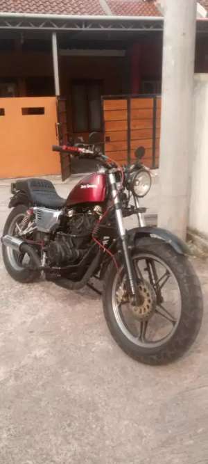Jual bekas Basic Pulsar 220 cc, custom bober,lokasi di Bekasi Kota