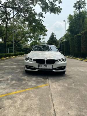 BMW 328i 2014 Putih , tersedia melalui melalui situs Olx