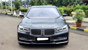 BMW 7 Series 740Li 2018 hitam 15rban mls cash kredit proses bisa dibantu , tersedia melalui melalui situs Cintamobil