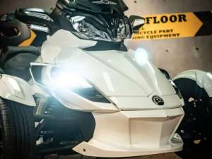 Can-Am Spyder ST Limited 2013 Edisi Terbatas , tersedia melalui melalui situs Olx