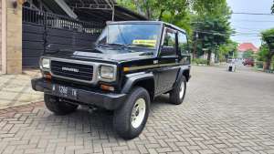 Daihatsu Taft F70 GT 1993 tangan pertama , tersedia melalui melalui situs Cintamobil
