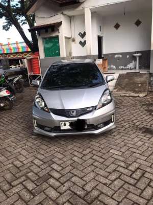 Jual bekas Honda jazz 2013 MMC matic triptonic,lokasi di Banjarmasin Kota