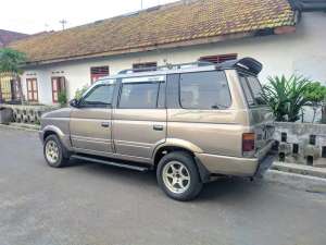 Isuzu Panther 2000 Diesel , tersedia melalui melalui situs Olx