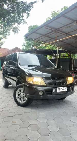 ISUZU PANTHER 2007 DIESEL HITAM , tersedia melalui melalui situs Olx