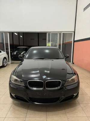 Jual bekas Jual BMW 320i E90 LCI Low KM,lokasi di Surabaya Kota