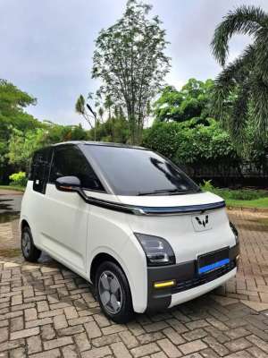 Jual bekas km2000 Wuling EV Long Range 2023 km 2000 Putih,lokasi di Jakarta Selatan