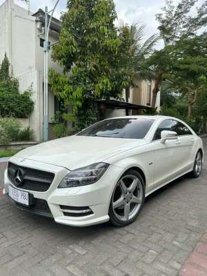 MERCEDES BENZ CLS350 AMG 2012 , tersedia melalui melalui situs Olx