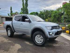 Jual bekas Mitsubishi Strada Triton 2014 4x4 Double cabin dp murah,lokasi di Jakarta Pusat