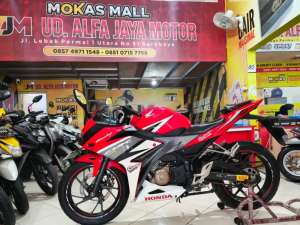 Jual bekas Mokas BerkualitasHonda CBR 150 tahun 2018,lokasi di Probolinggo Kab.