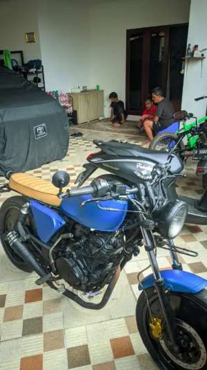Jual bekas motor custom basic pulsar,lokasi di Jakarta Timur