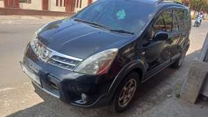 Nissan Livina 2013 , tersedia melalui melalui situs Olx