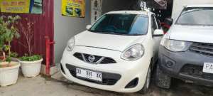 Nissan march 2014 , tersedia melalui melalui situs Olx