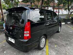 Nissan Serena 2012 Bensin , tersedia melalui melalui situs Olx