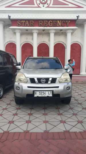 Nissan Xtrail ST 2010 , tersedia melalui melalui situs Olx