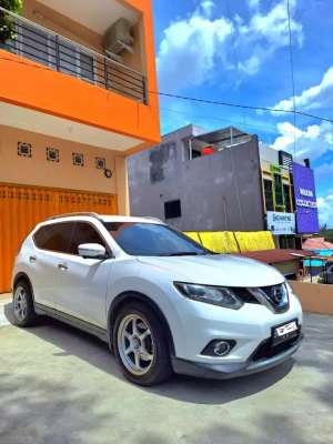 Nissan Xtrail T32 , tersedia melalui melalui situs Olx