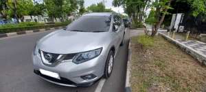 Nissan xtrail t32 , tersedia melalui melalui situs Olx