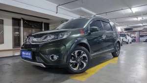 Jual bekas OLX Autos Honda BR-V 1.5 E Bensin-MT 2017 Hijau,lokasi di Bekasi Kota