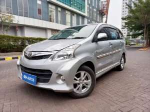 Jual bekas OLX AUTOS Toyota Avanza 1.5 Veloz Bensin-MT 2015 KVK,lokasi di Jakarta Barat