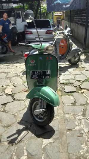 Jual bekas Vespa Super 1977,lokasi di Bandung Kota