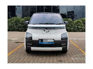 Jual bekas WULING AIR EV LONG RANGE AT MATIC 2022 PUTIH,lokasi di Bekasi