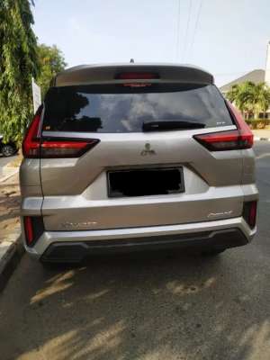 XPANDER TAHUN 2021 EXCEED 1.5 BENSIN SILVER , tersedia melalui melalui situs Olx