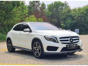 2015 Mercedes-Benz GLA200 1.6 Sport SUV , tersedia melalui melalui situs Mobil123