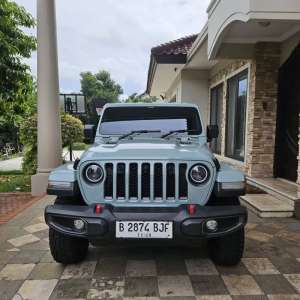 Jual bekas 2023 Rubicon Earl Grey Warna Baru 2023 - 2,000km,lokasi di Tangerang Selatan Kota
