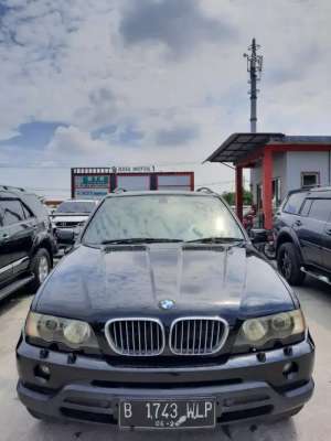 BMW 2003 X5 3.0 matic , tersedia melalui melalui situs Olx