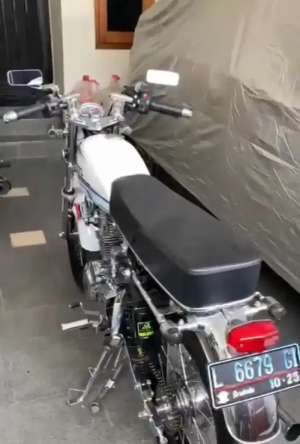 Jual bekas Cb basic new tech 2002,lokasi di Samarinda Kota
