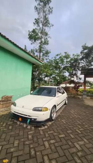 Jual bekas Civic Genio 1992 Fullrefresh Engine,lokasi di Magelang Kab.