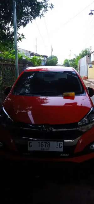 Daihatsu Ayla R MT 1.2 , tersedia melalui melalui situs Olx