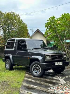 Jual bekas DAIHATSU TAFT ROCKY 4X4 INDEPENDENT TAHUN 2000 RARE,lokasi di Sleman Kab.