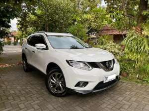 Dijual Nissan Xtrail T32 2015 Kilometer rendah istimewa , tersedia melalui melalui situs Olx