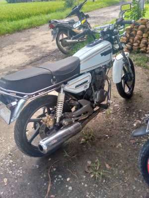 Jual bekas Gl 100 basic mp 02,lokasi di Pati Kab.