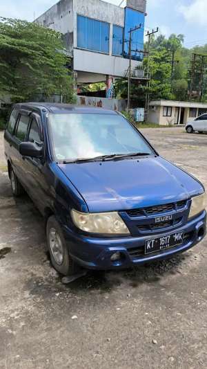 GOOD COND Isuzu Panther 2006 Diesel , tersedia melalui melalui situs Olx