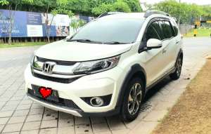Jual bekas Honda BRV E 2017 Putih Matic Tg1 MURAHMobilio S RS 20162018,lokasi di Surabaya Kota