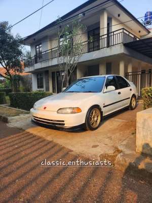 Jual bekas Honda Civic Genio SR4 Putih Mt 1992,lokasi di Bandung Kota